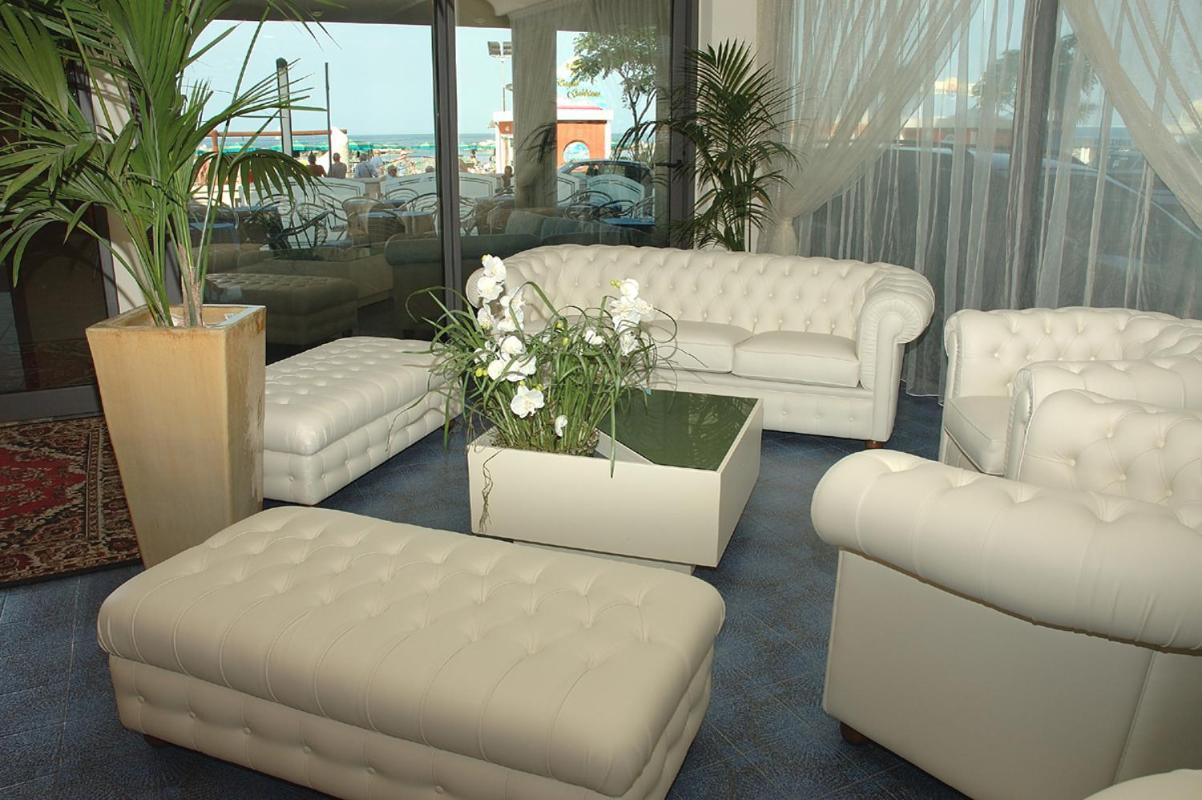 Hotel Foschi-Peninsula Bellaria-Igea Marina Exterior foto