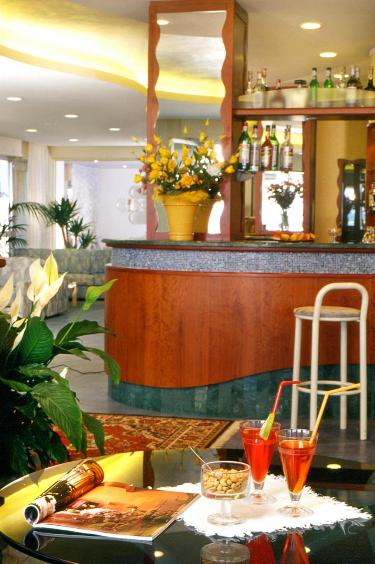 Hotel Foschi-Peninsula Bellaria-Igea Marina Exterior foto